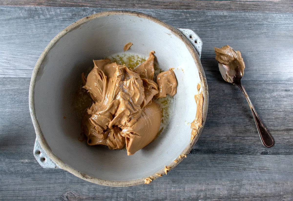 Peanut-butter-in-a-ceramic-bowl
