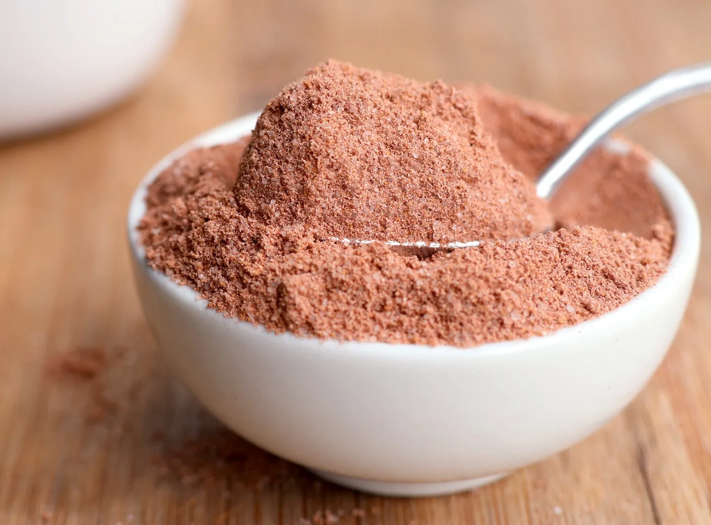 Hot-chocolate-powder-in-a-ceramic-dish