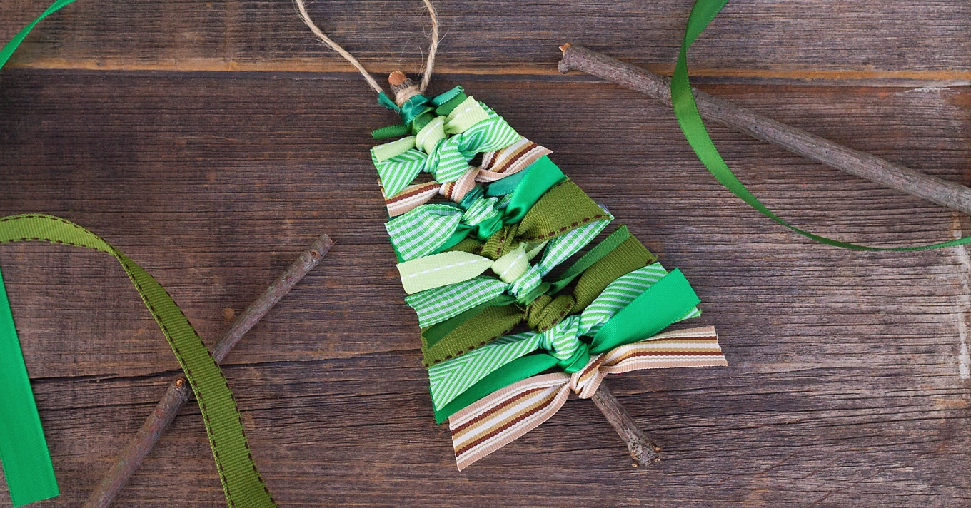 ribbon tree ornament diy