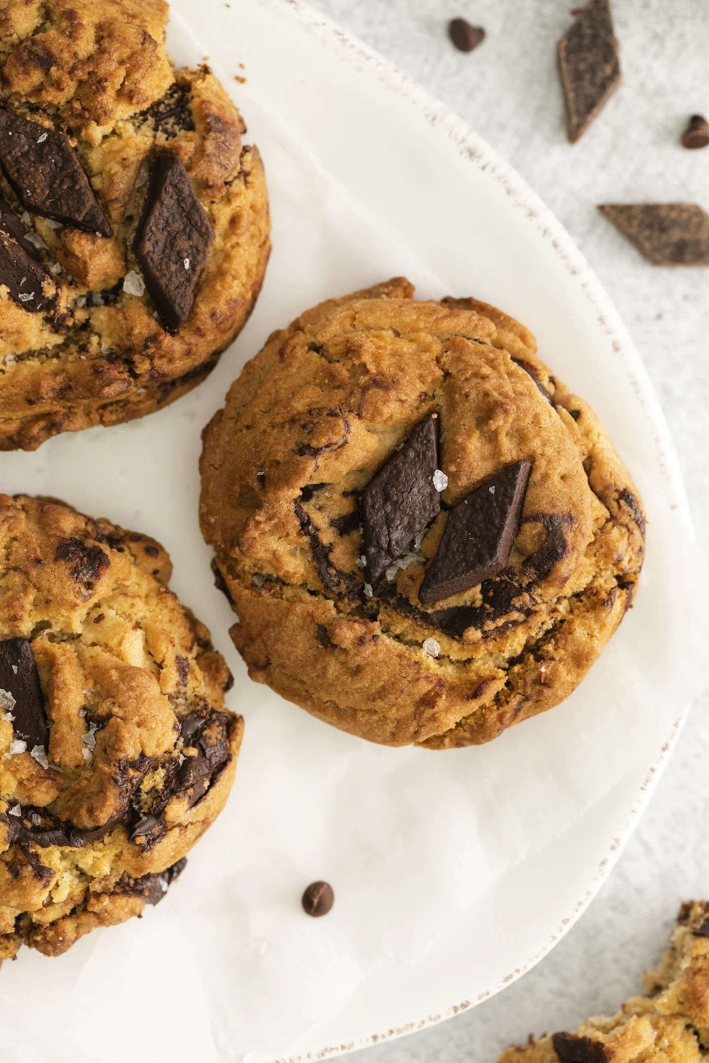 chocolate chip cookies in the air fryer