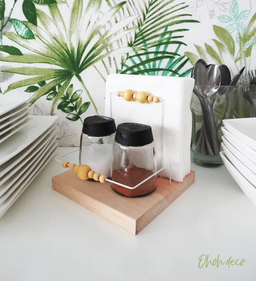 diy napkin holder wood bead and wire