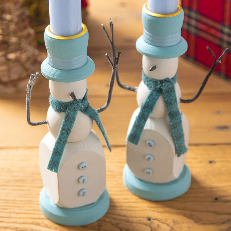 Snowman candle holder