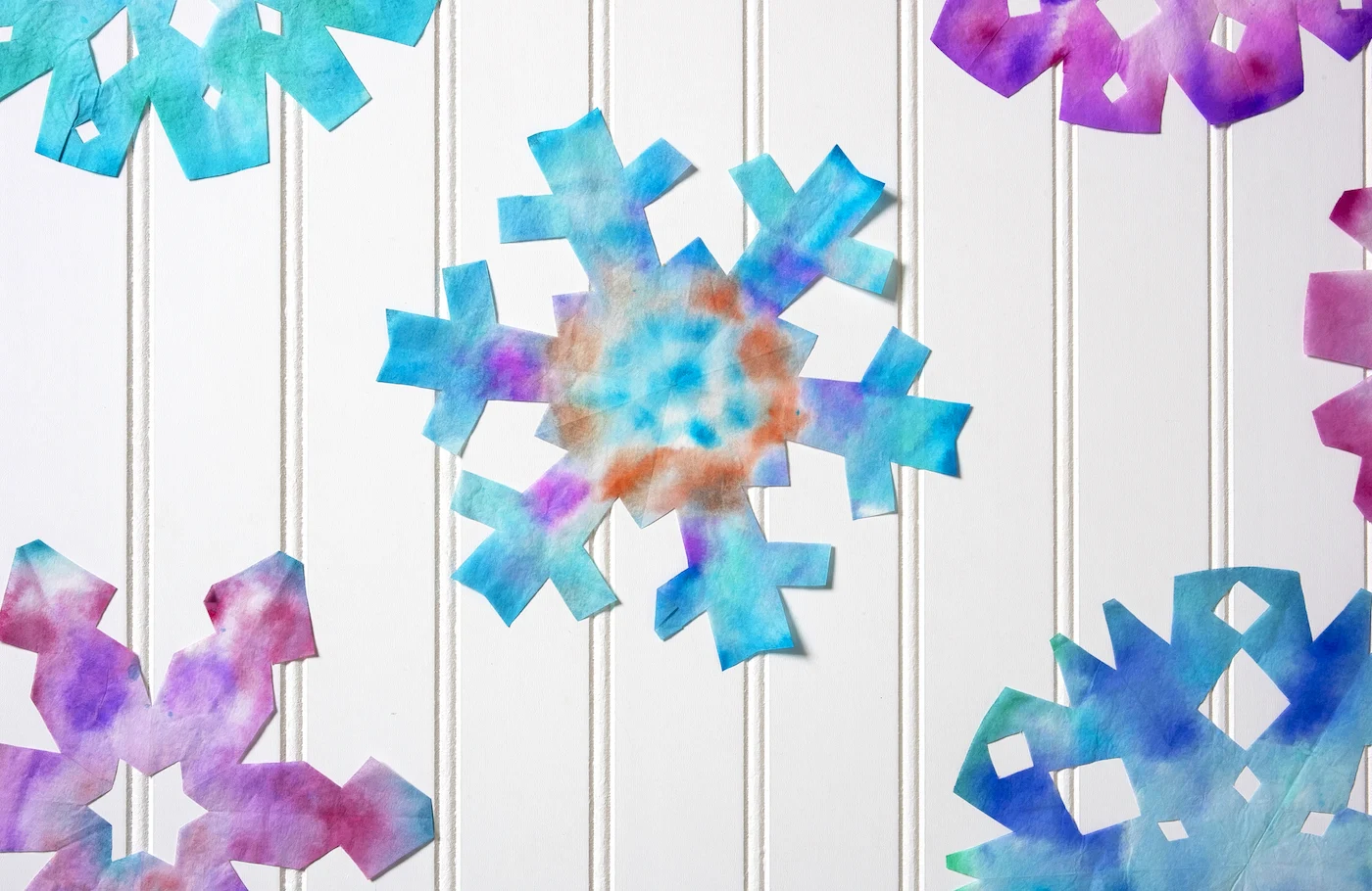 Make Coffee Filter Snowflakes with Washable Markers - Glitter On A