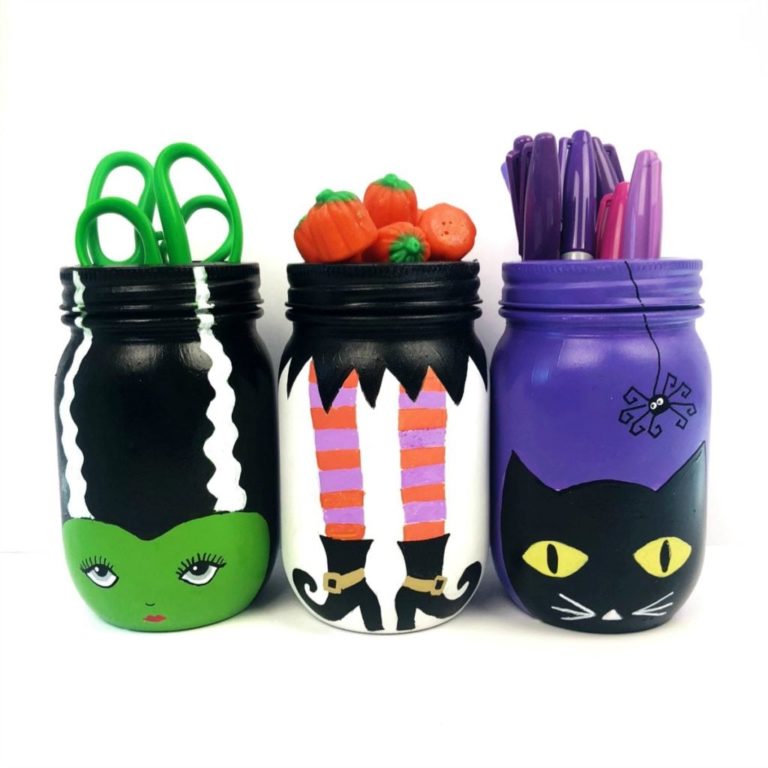 Painted Halloween Mason Jars