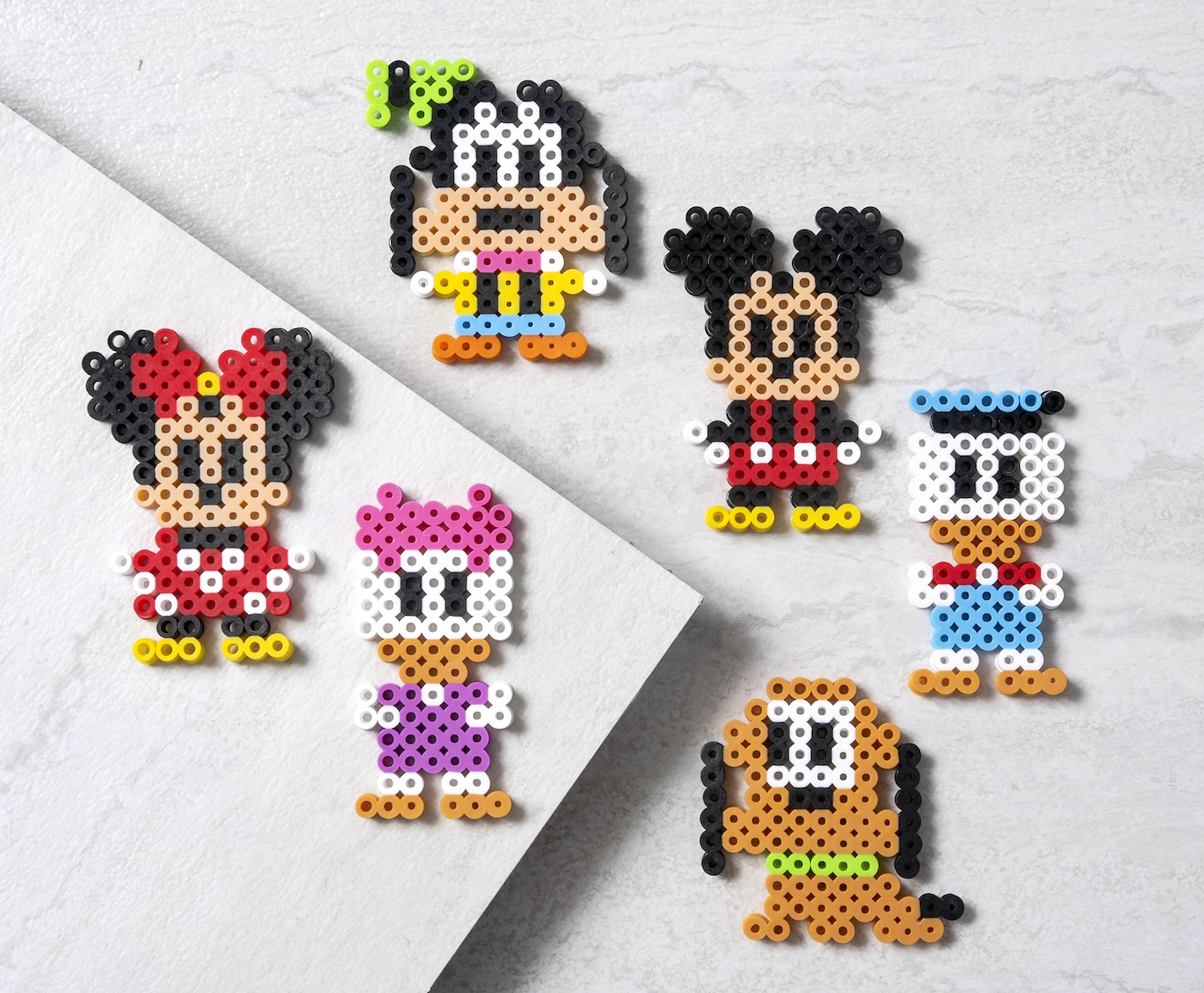 The GIANT list of Perler Bead Patterns {fuse beads, melty beads}  Perler  bead disney, Diy perler bead crafts, Melty bead patterns