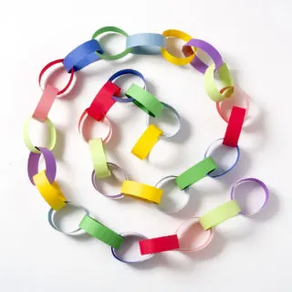 make a paper chain