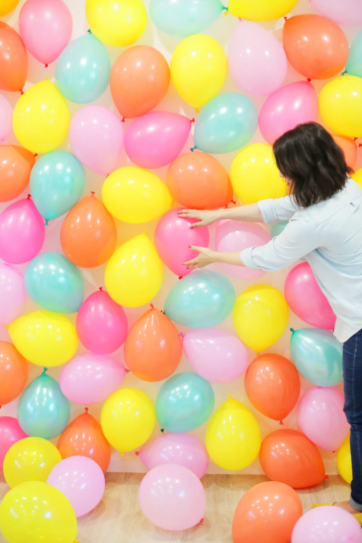 diy balloon wall party backdrop