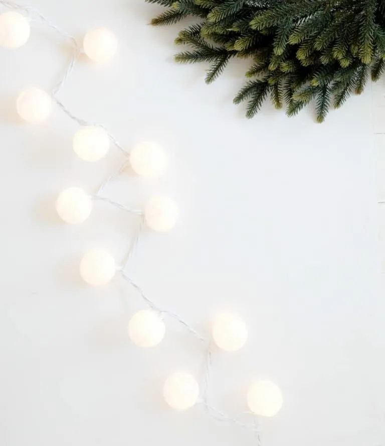 glittery snowball string light diy