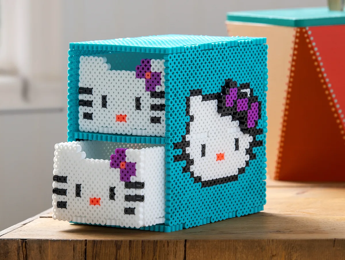 Hello Kitty Organizer (Made with Perler Beads!) - DIY Candy