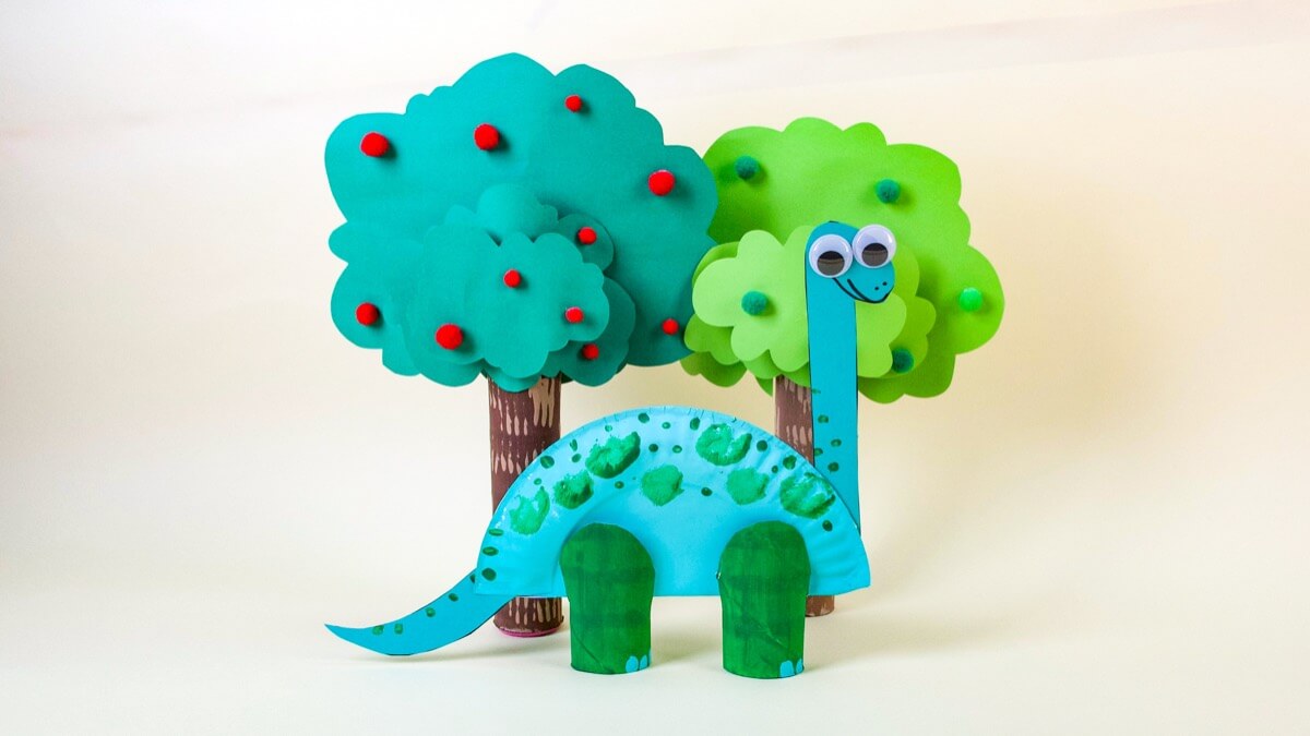 brontosaurus paper plate and toilet paper roll craft for kids