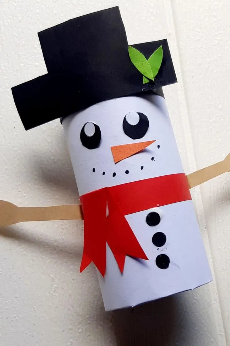 toilet paper roll snowman