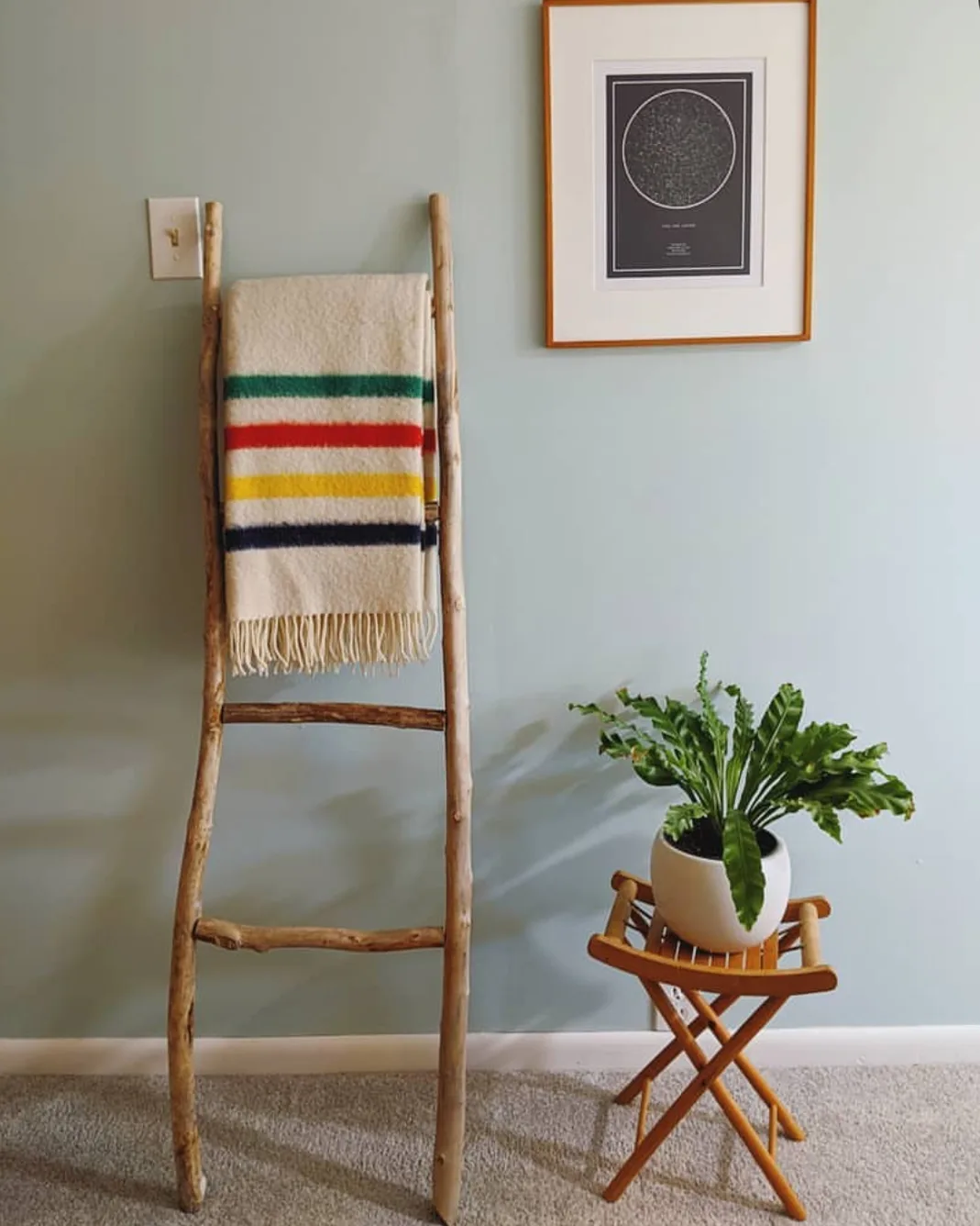 diy driftwood blanket ladder or towel rack