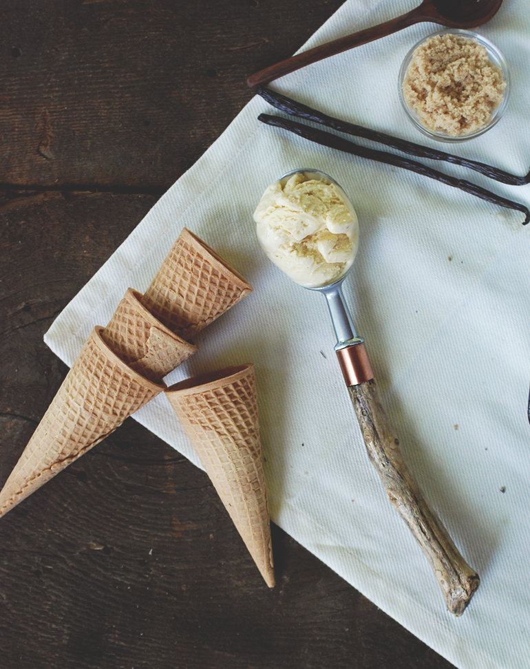 diy ice cream scoop with driftwood handle