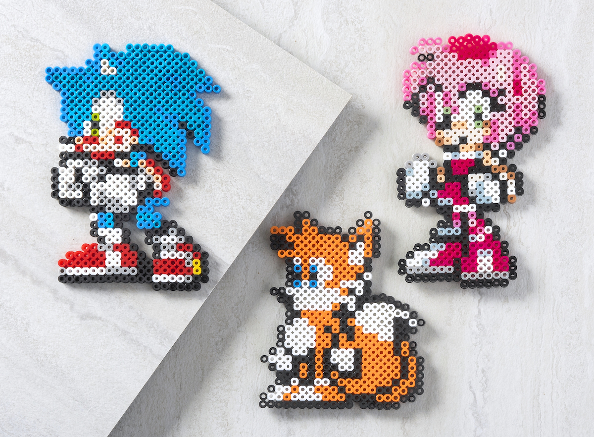 Sonic shadow and silver pixel art