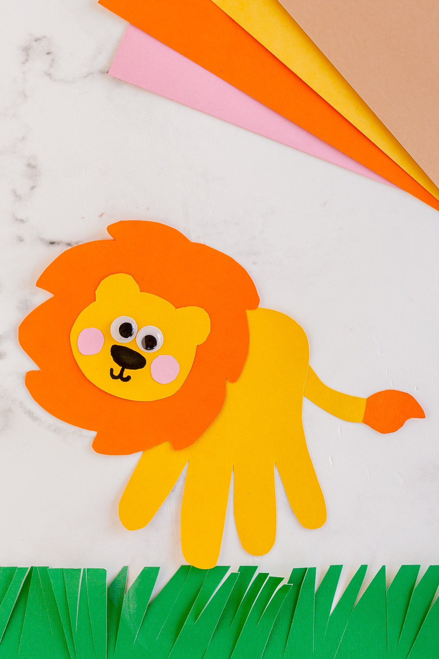 handprint lion craft