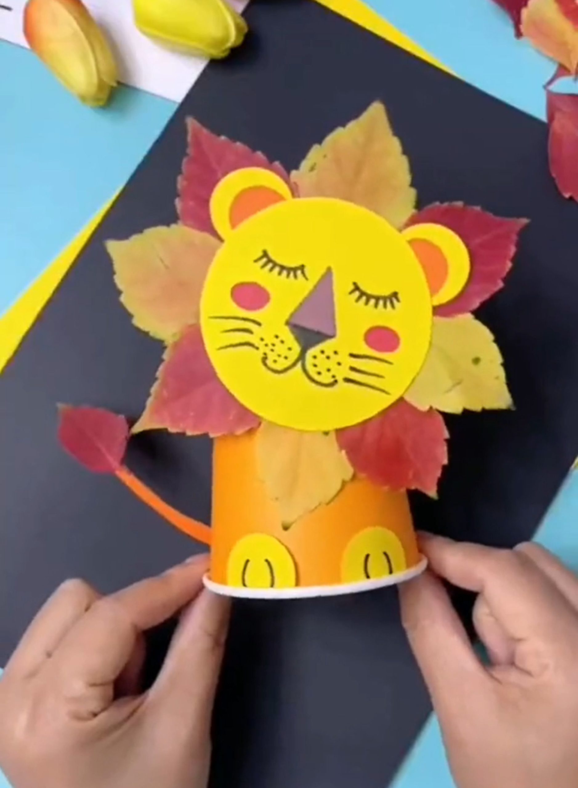 leaf and paper cup lion craft