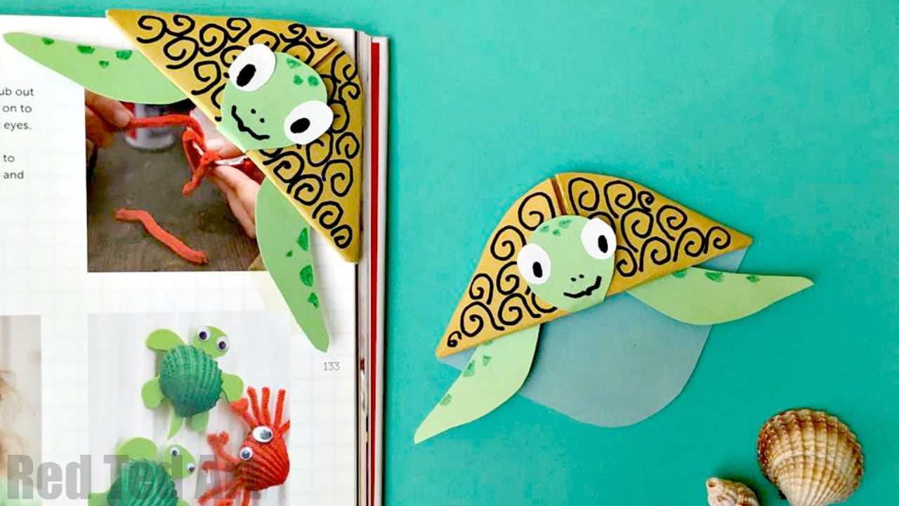 Easy turtle corner bookmarks - summer craft for kids