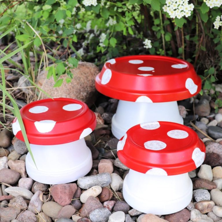 Clay Pot Mushrooms for a Fairy Garden