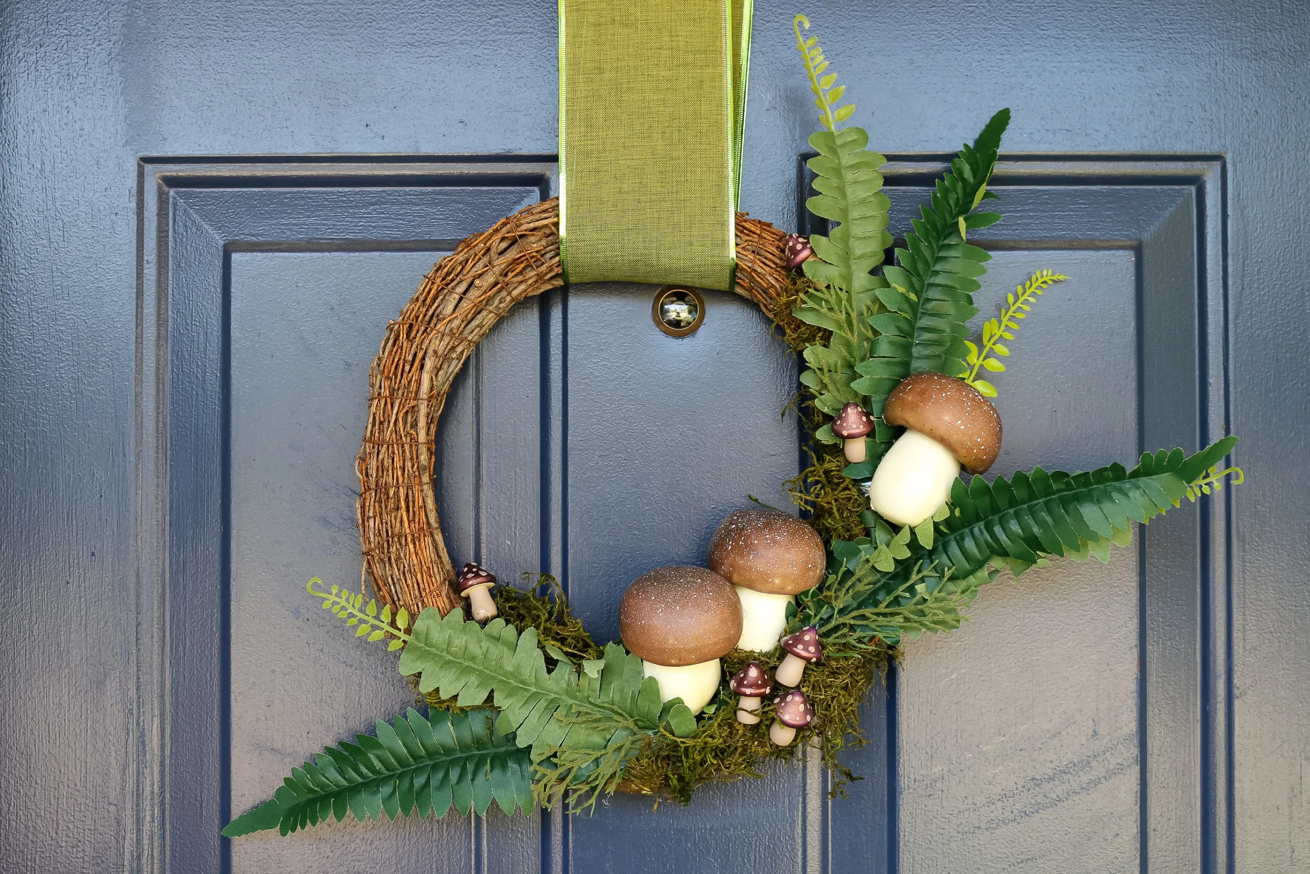 DOLLAR STORE MUSHROOM WREATH DIY