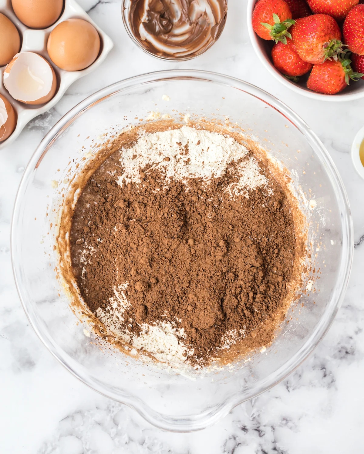 Dry ingredients added to the nutella cupcake batter