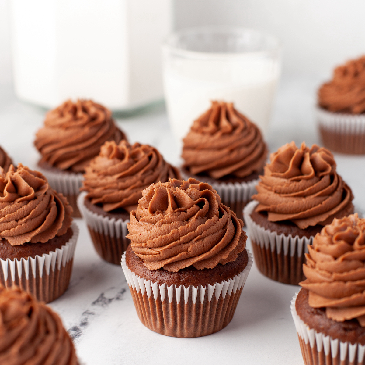 chocolate cupcake frosting