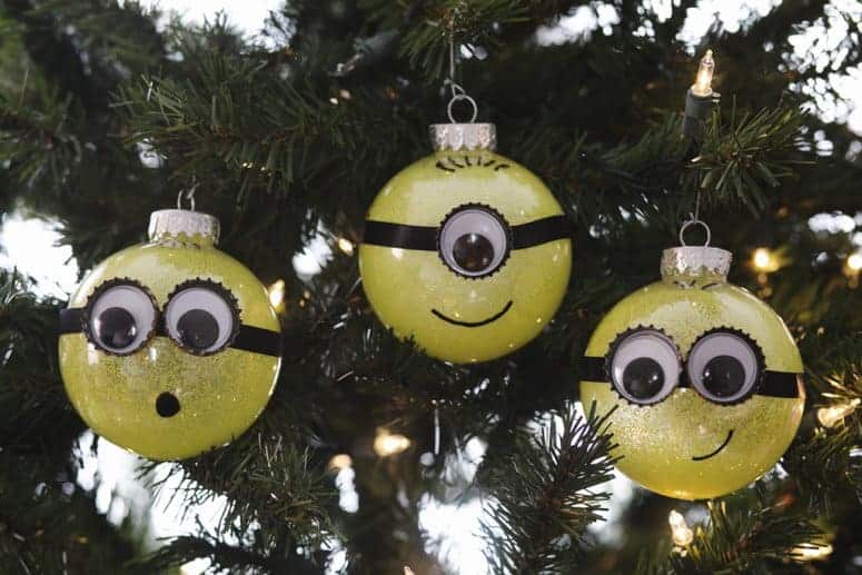 DIY minion glitter ornament