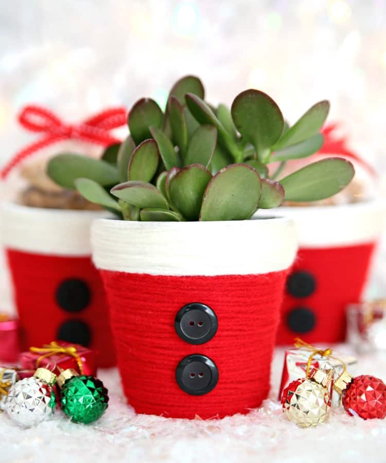 Yarn Wrapped Santa Treat Cups or flower pots