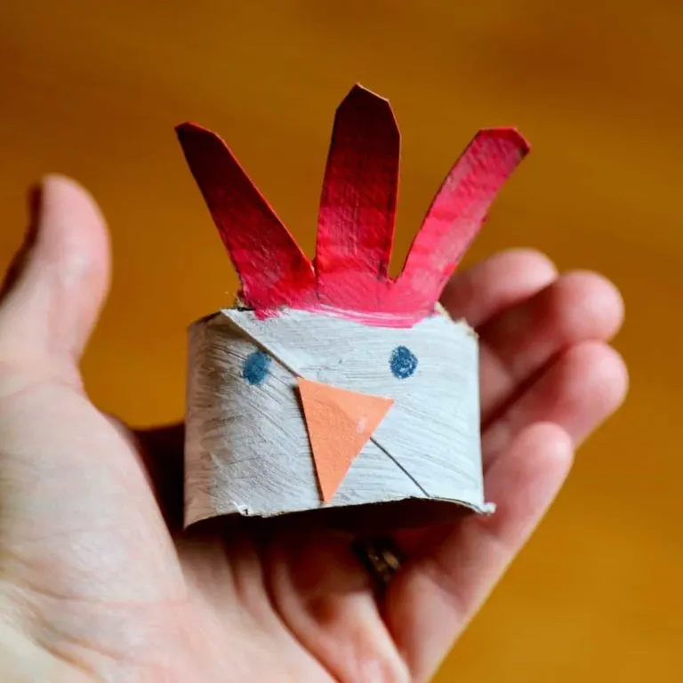 toilet paper tube chicken napkin rings