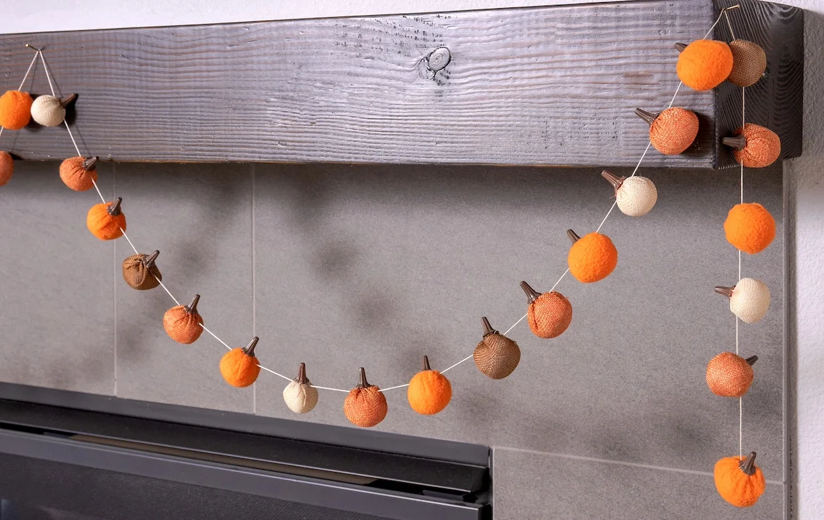 DIY Pumpkin Garland with Dollar Tree Supplies