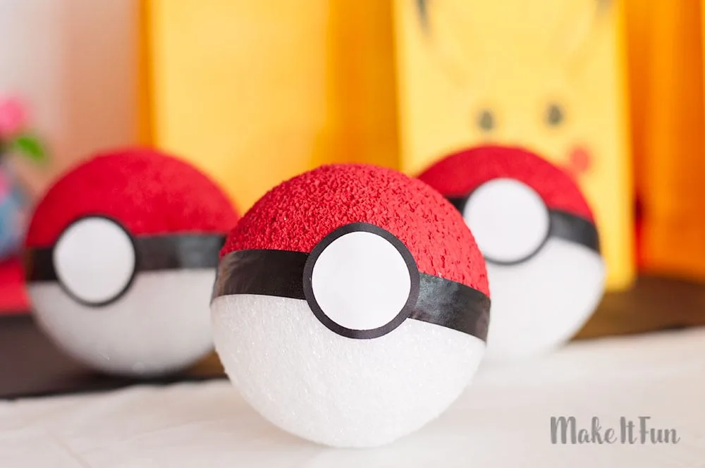 Easy DIY Pokémon Poké Balls