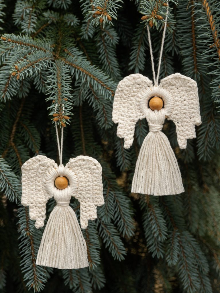 Crochet Angel Ornament - Free Pattern - DIY Candy