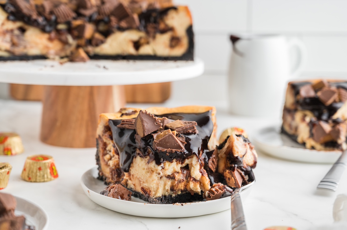 recipe for reese's peanut butter cup cheesecake