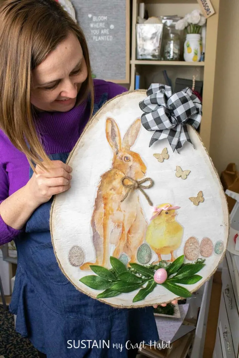 Decoupaged wood slice egg decor