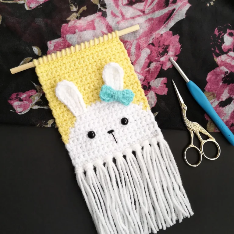 Mini Bunny Wall Hanging Crochet Pattern