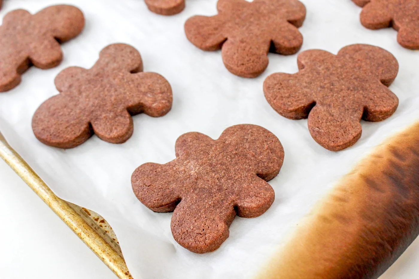 baked gingerbread men cookies