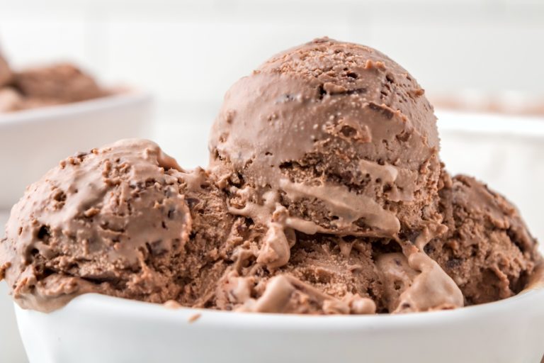 Classic Chocolate Ice Cream (No Churn) - DIY Candy