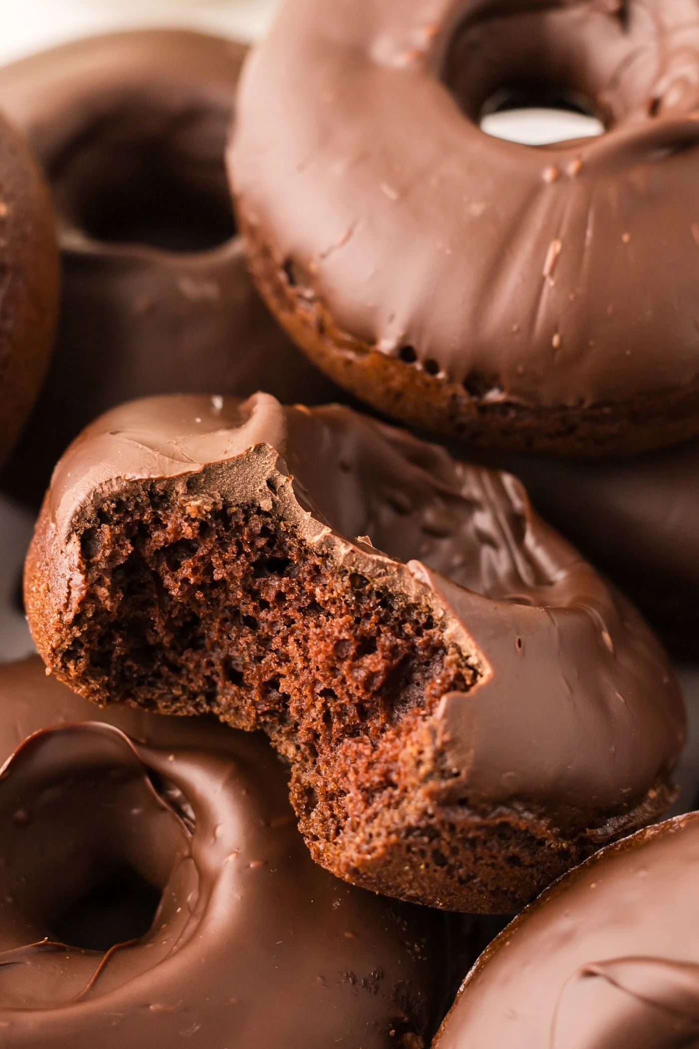 chocolate donuts recipe with chocolate glaze