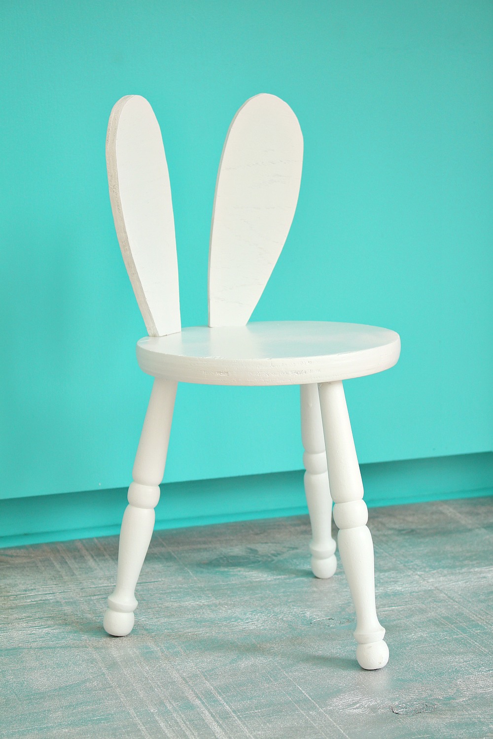 DIY Stool with Bunny Ears | Stool Hack DIY