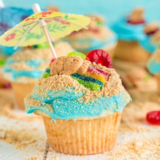 cupcakes with beach theme