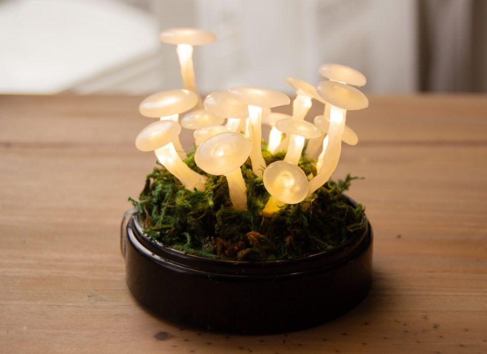 DIY Hot Glue Mushroom Lights - DIY Candy