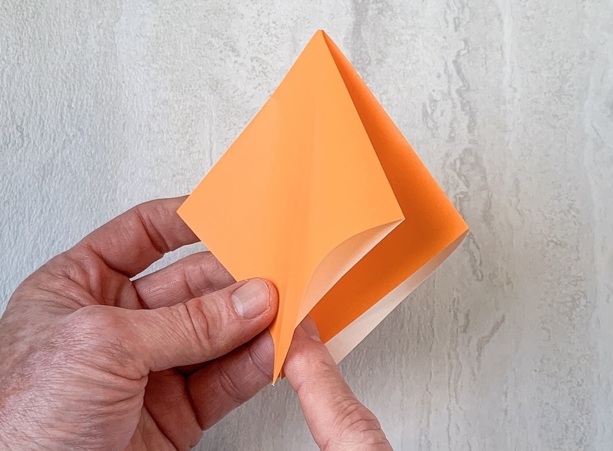finished square base fold