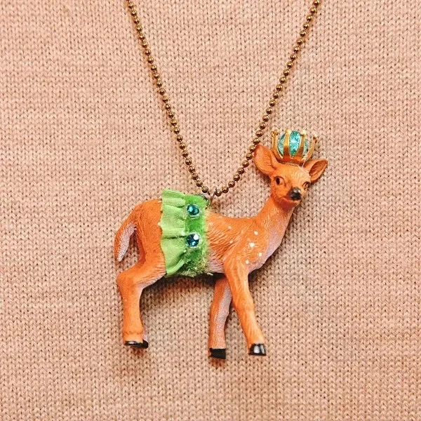 diy deer necklace