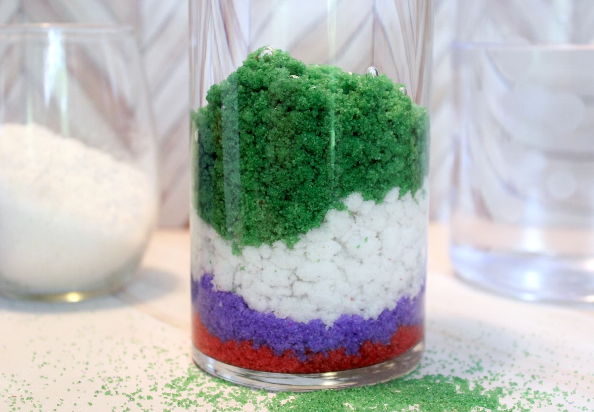 Layer Sand Inside Container